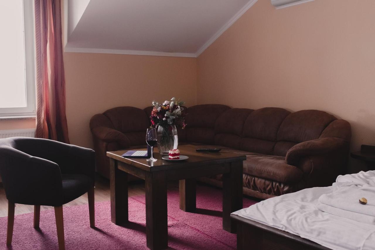 Aivengo Hotel Kolodenka Εξωτερικό φωτογραφία